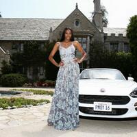 penjualan-rumah-bersejarah-dan-sinyal-perubahan-playboy