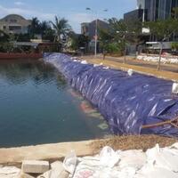 tanggul-jebol-di-perumahan-pantai-mutiara-belum-diperbaiki