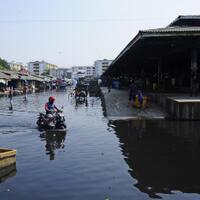 penurunan-muka-tanah-jakarta-perparah-banjir-rob