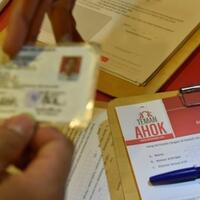 ada-gerakan-cuti-bersama-untuk-verifikasi-dukungan-ke-ahok