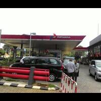 ongkos-bawa-bbm-pakai-pesawat-ke-perbatasan-ri-malaysia-rp-10000-liter