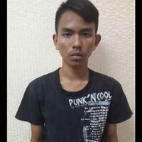 ide-gokil-yang-bisa-banget-kamu-tiru-buat-menyamarkan-layar-hapemu-yang-retak