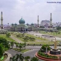 empat-masjid-terindah-di-indonesia