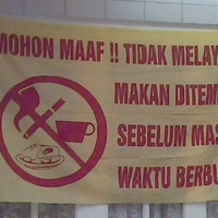hukum-menjual-dan-berdagang-makanan-di-siang-hari-saat-ramadhan
