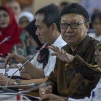 satpol-pp-diminta-tak-banyak-tingkah