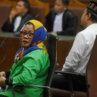 alasan-hakim-tak-mencabut-hak-politik-dewie-yasin-limpo