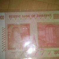 dibutuhkan-uang-zimbabwe