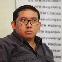 fadli-zon-larangan-menteri-rini-ke-dpr-harus-dicabut-di-paripurna