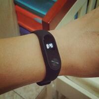 mi-band-2-dari-xiaomi-dibandrol-seharga-300-ribuan