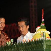 ulang-tahun-jokowi-tentang-tren-kue-dan-selamatan