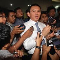 ahok-lengkapi-data-kasus-ups-di-bareskrim