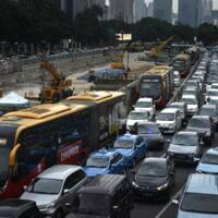 tekan-jumlah-kendaraan-ahok-ingin-naikkan-pajak-kendaraan