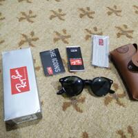 97289728-rayban-enthusiast---never-hide-97289728