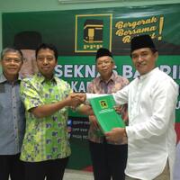 yusril-lengkapi-formulir-penjaringan-cagub-dki-ppp
