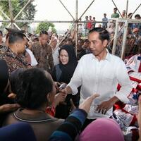 jokowi-rayakan-idul-fitri-1437-h-di-padang