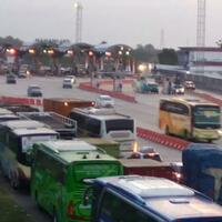 tol-palimanan-gratis-15-menit-bila-ada-antrean-arus-balik