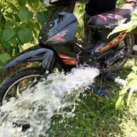 kreatifnya-petani-thailand-membuat-motor-jadi-pompa-air