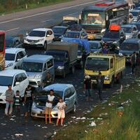 pemerintah-didesak-evaluasi-kemacetan-arus-mudik