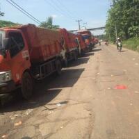 antrean-truk-sampah-dki-di-bantar-gebang-mengular