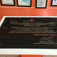 sekolah-sekolah-di-tanah-air-sanggah-berafiliasi-dengan-gullen