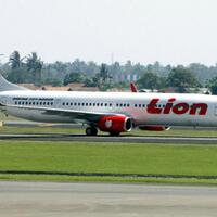 lima-penerbangan-tertunda-belasan-jam-lion-air-panen-kritik