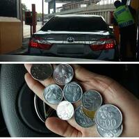 noraknya-kelakuan-orang-kaya-jakarta-di-jalanan