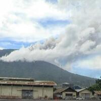 erupsi-gamalama-berlanjut-bandara-babullah-masih-tertutup