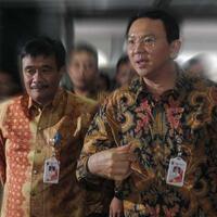 pasang-badan-djarot-saat-ahok-diserang-soal-cuti-kampanye