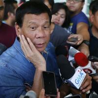 perang-filipina-melawan-narkoba-pejabat-negara-serahkan-diri