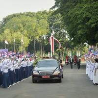 arif-rachman-wacana-sekolah-sehari-penuh-jangan-langsung-ditolak