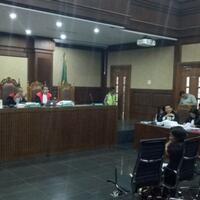 pengantar-kopi-untuk-mirna-penakut