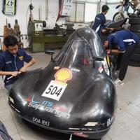 risma-ingin-ganti-kendaraan-dinas-dengan-mobil-sapuangin-its