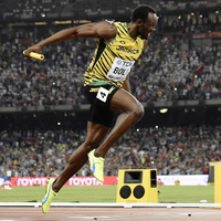 foto-panas-usain-bolt-dan-gadis-brasil-beredar