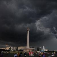 siang-ini-sebagian-wilayah-jabodetabek-diguyur-hujan