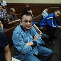 taufik-nongol-di-persidangan-sanusi