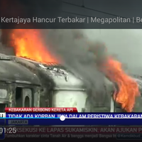gerbong-ka-kertajaya-hancur-terbakar