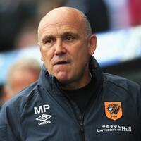 mike-phelan-ingin-kalahkan-manchester-united