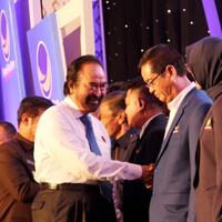 surya-paloh-publik-berpikir-parpol-berisi-orang-mabok-kekuasaan