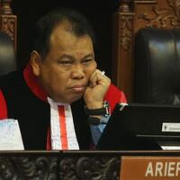 dinamisnya-perdebatan-pasal-kumpul-kebo-dan-lgbt-di-mk