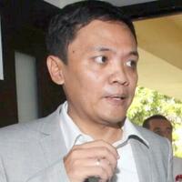 saya-menunggu-ahok-dan-teman-ahok-ngantri-loncat-dari-monas