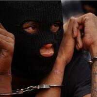 polisi-kepung-lokasi-perampokan-di-pondok-indah