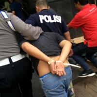 kekonyolan-perampok-di-pondok-indah