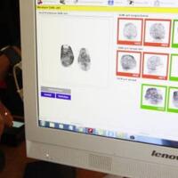 kemendagri-jamin-minoritas-bisa-buat-ktp-elektronik