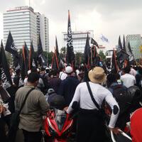 seribuan-massa-gelar-aksi-tolak-ahok-di-bundara-patung-kuda
