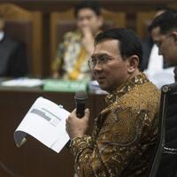 soal-reklamasi-ahok-masa-emas-ditukar-perunggu