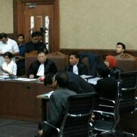 ahli-yang-dihadirkan-kuasa-hukum-jessica-ditahan-imigrasi