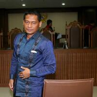 pns-tajir-yang-coba-terjun-dari-lantai-9-kpk-terancam-20-tahun-bui