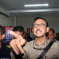 ary-suta-bicara-soal-senjata-milik-gatot-brajamusti
