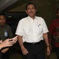 luhut-lanjutkan-reklamasi-pulau-g