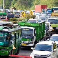 kepadatan-kendaraan-diperkirakan-mulai-sore-ini